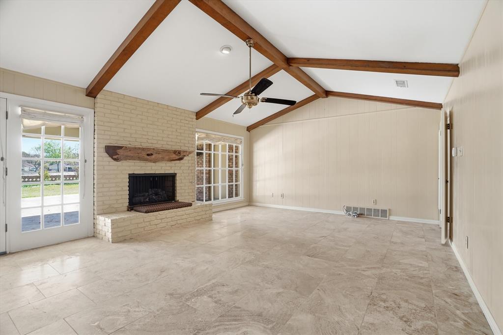 4201 Winding Way Benbrook, TX 76126 - Photo 8 of 40