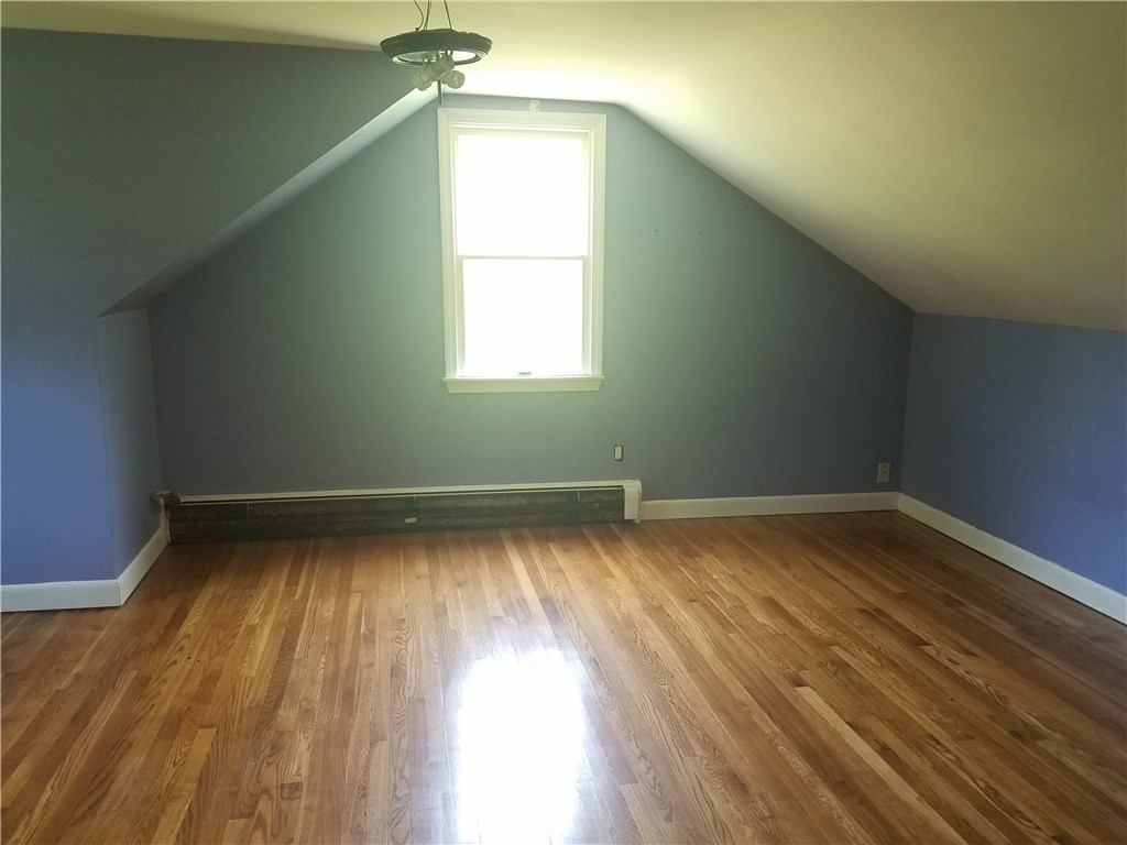 96 Brayton Road Tiverton, RI 02878 - Photo 9 of 18 96 Brayton Road Tiverton, RI 02878
