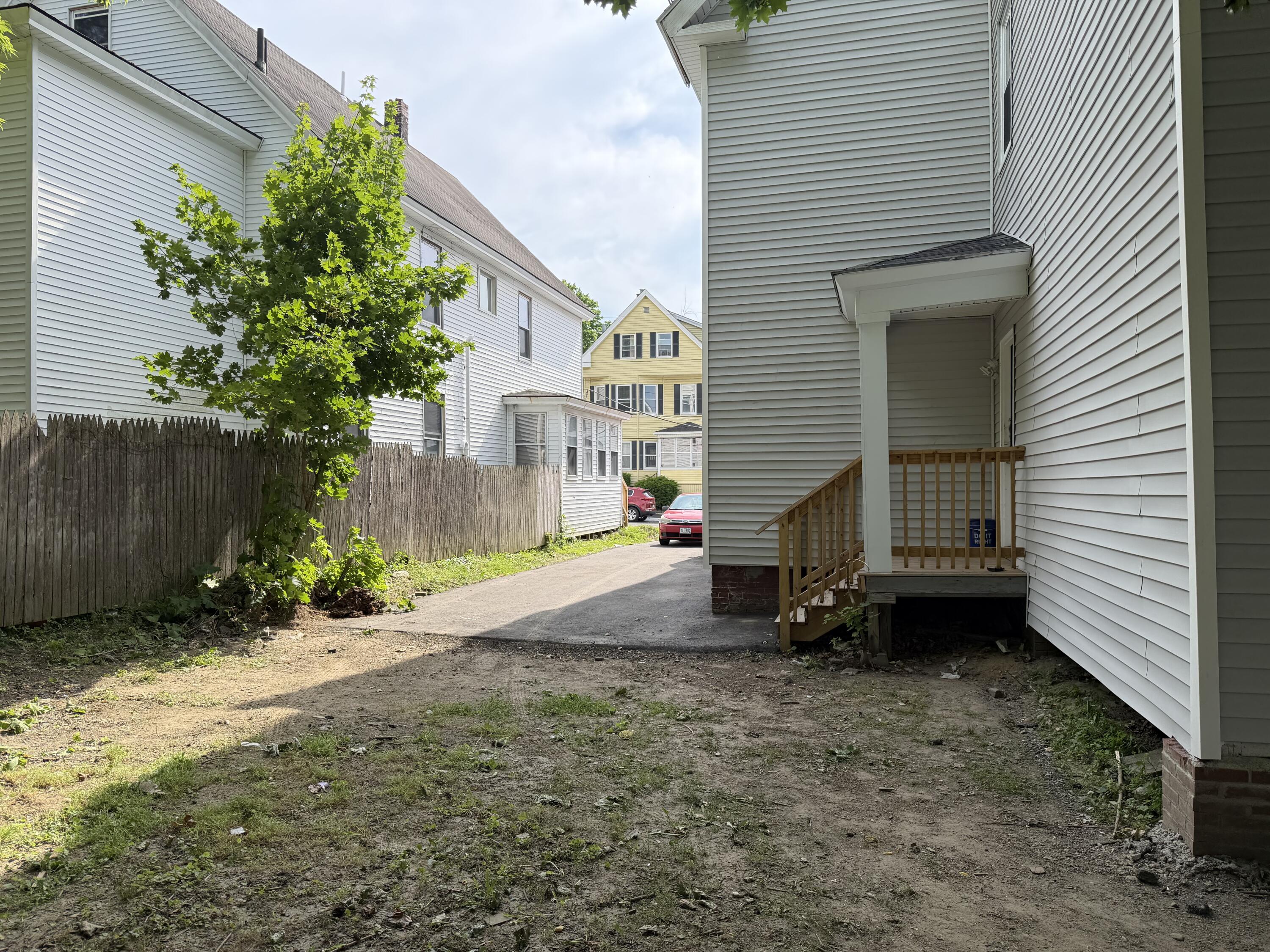 16 Howe Street Lewiston, ME 04240 - Photo 15 of 90 IMG_1148