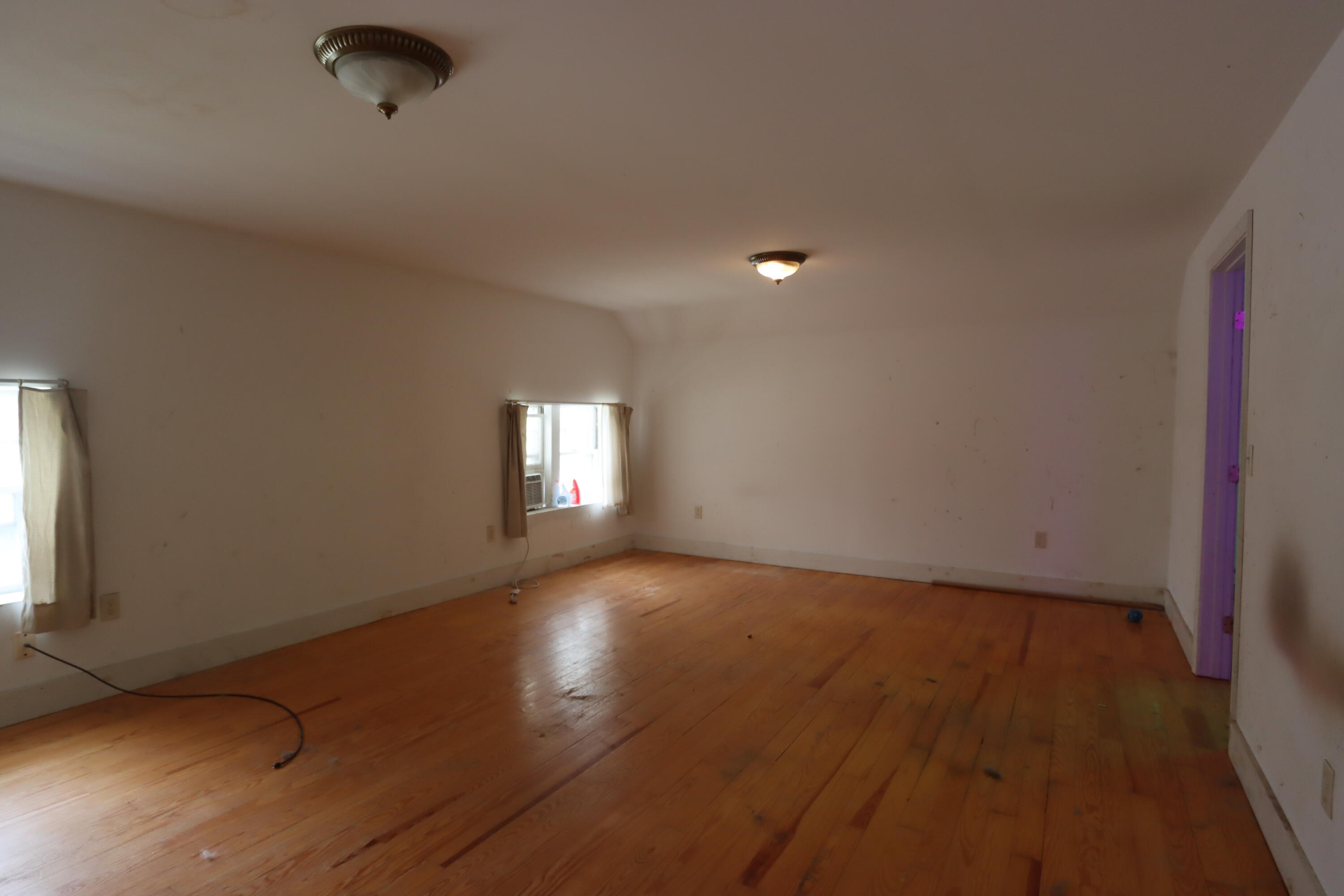 221 Portland Road Gray, ME 04039 - Photo 7 of 27 IMG_2167