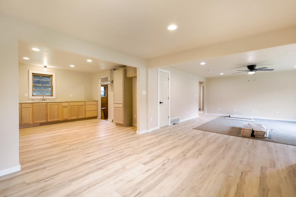 11319 Highway 151 Cato, WI 54220 - Photo 11 of 37 IMG_2300