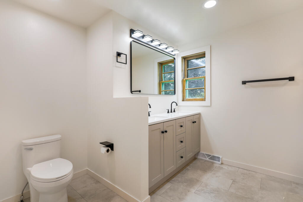 11319 Highway 151 Cato, WI 54220 - Photo 26 of 37 IMG_2355