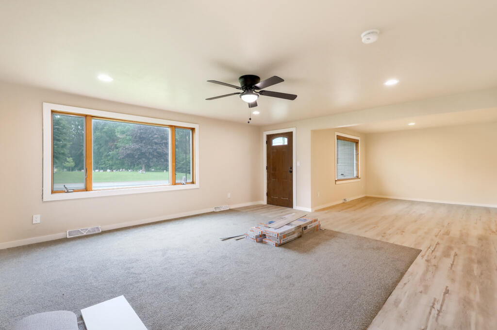 11319 Highway 151 Cato, WI 54220 - Photo 3 of 37 IMG_2325