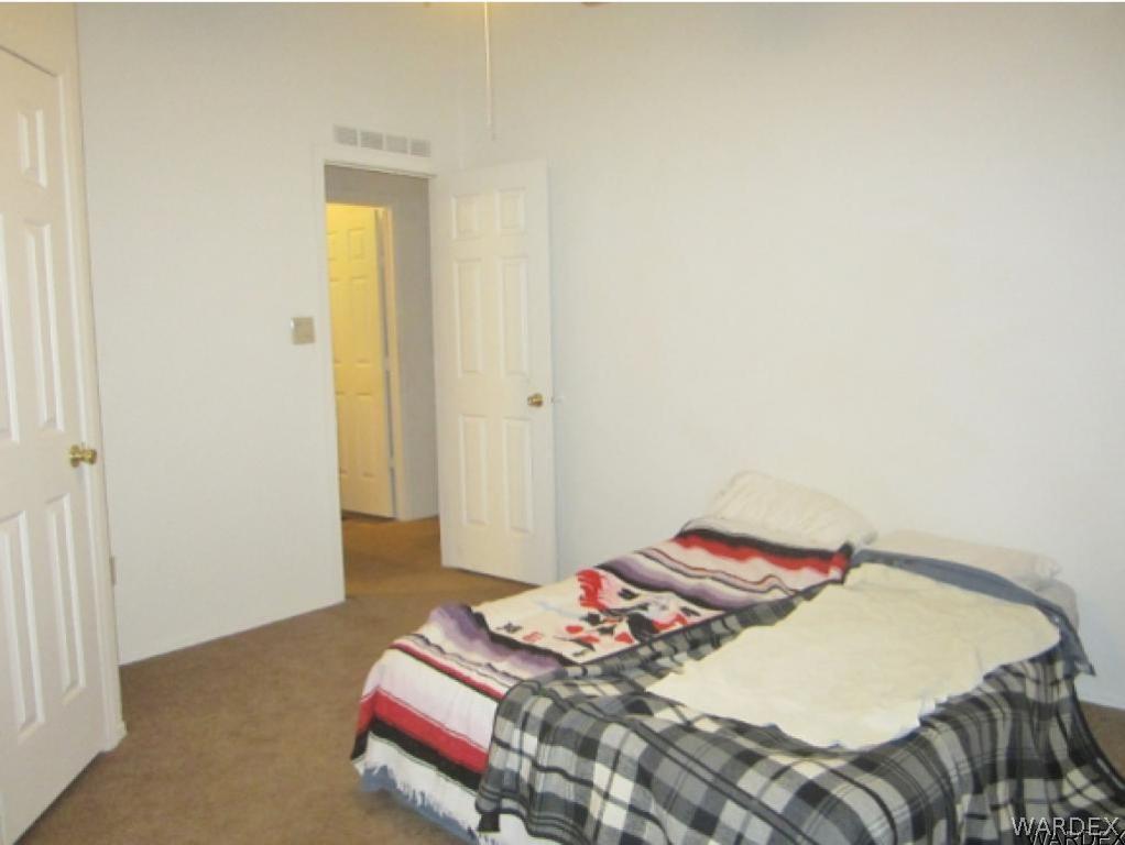 709 Aztec Road Golden Valley, AZ 86413 - Photo 24 of 36 Bedroom Three