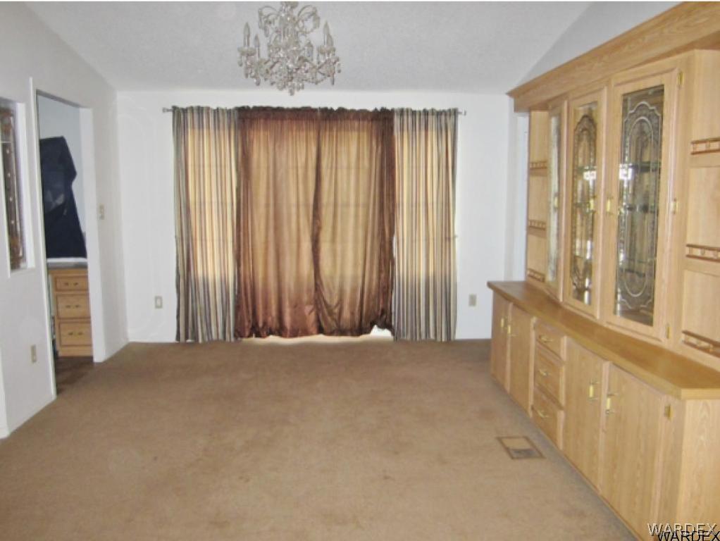 709 Aztec Road Golden Valley, AZ 86413 - Photo 7 of 36 Dining Room