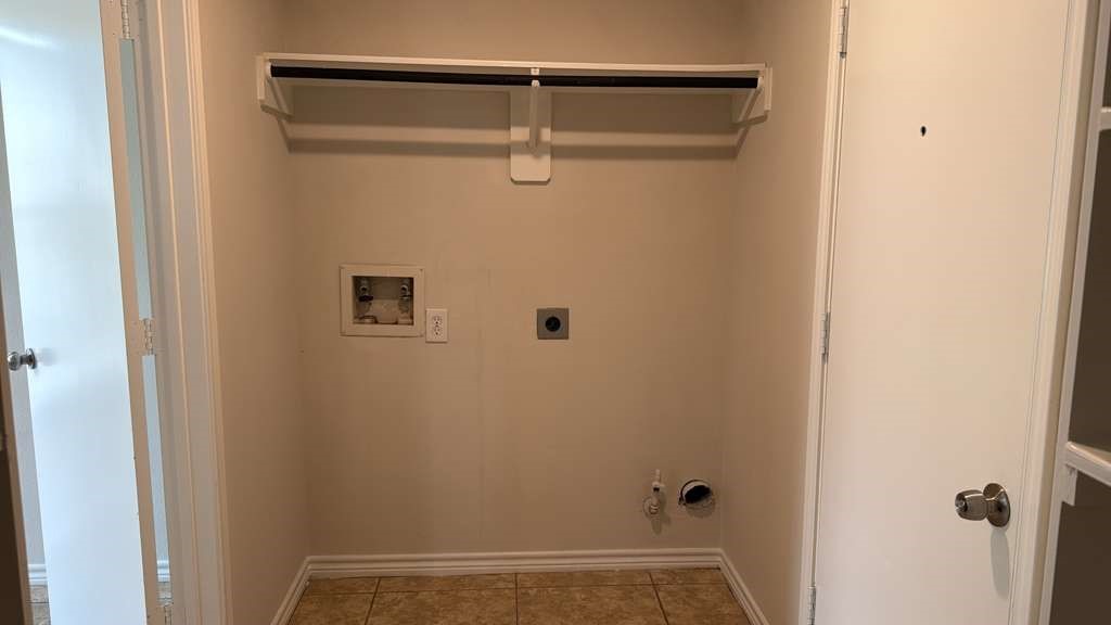 6622 Sutton Meadows Drive Houston, TX 77086 - Photo 14 of 45 a view of bathroom