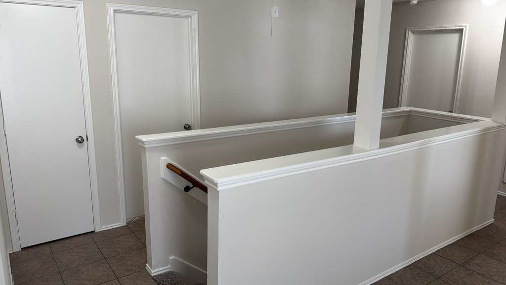 6622 Sutton Meadows Drive Houston, TX 77086 - Photo 21 of 45 a utility room with dryer and washer