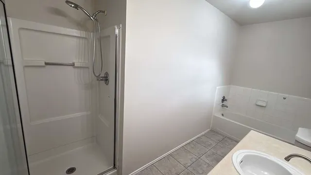 $260,000 | 6622 Sutton Meadows Drive, Houston, TX 77086