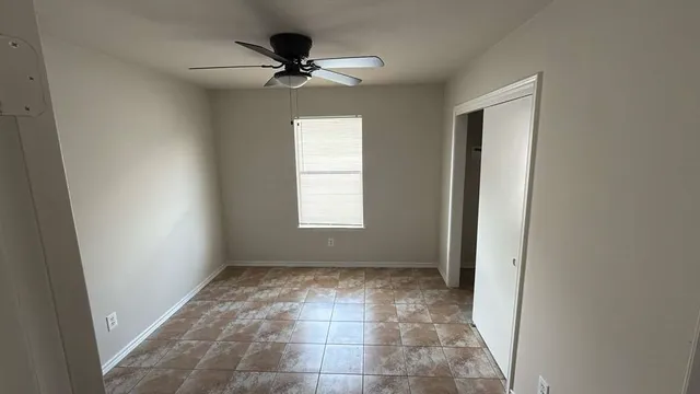 $260,000 | 6622 Sutton Meadows Drive, Houston, TX 77086