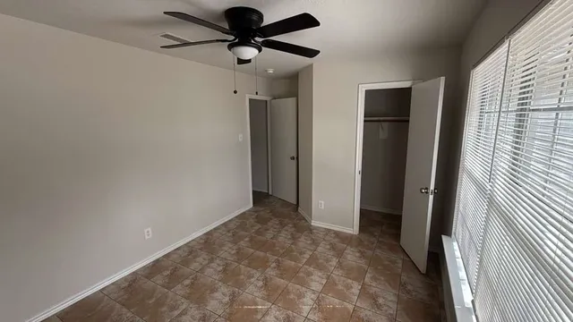 $260,000 | 6622 Sutton Meadows Drive, Houston, TX 77086