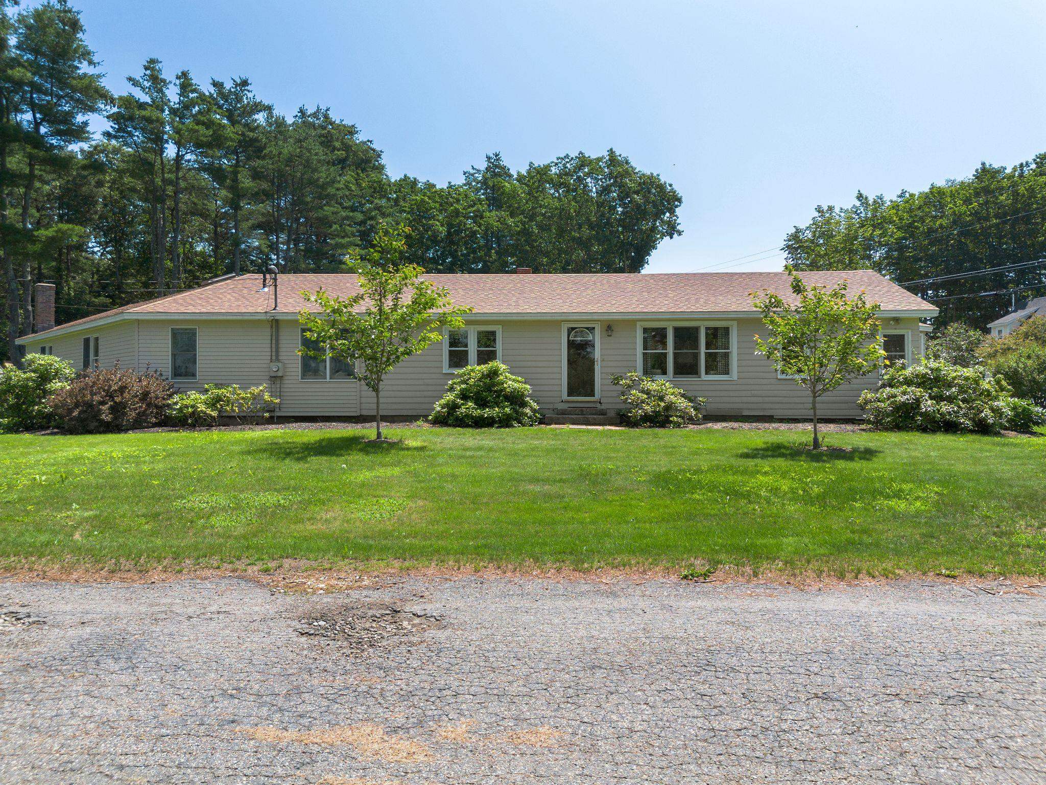 213 Lee Hook Road Lee, NH 03861 - Photo 5 of 30 Gallery Image 5