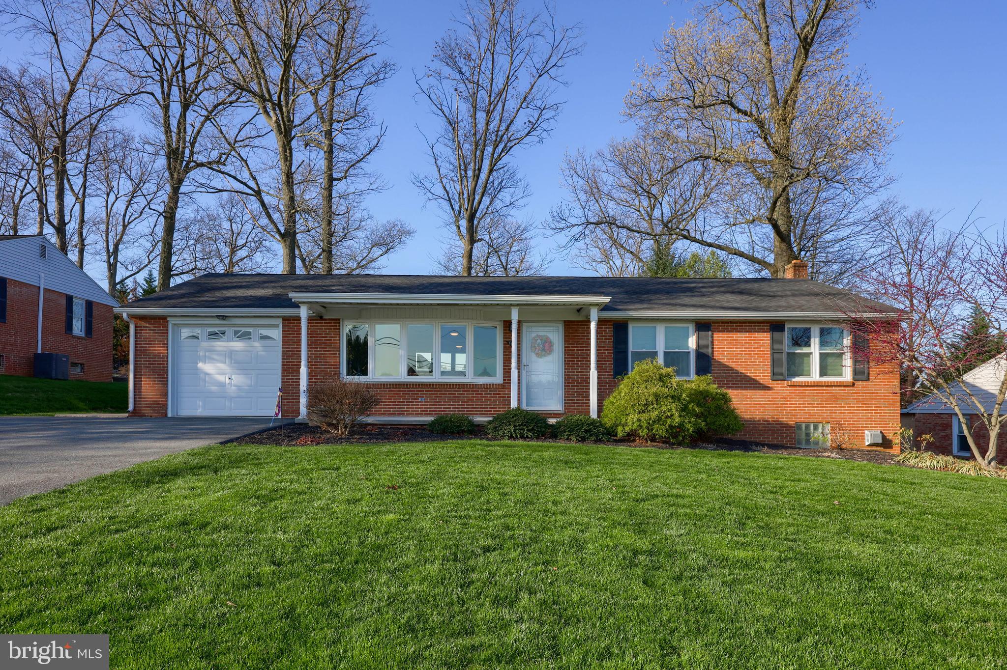 110 Reehling Road New Freedom, PA 17349 - Photo 2 of 44 Gallery Image 2