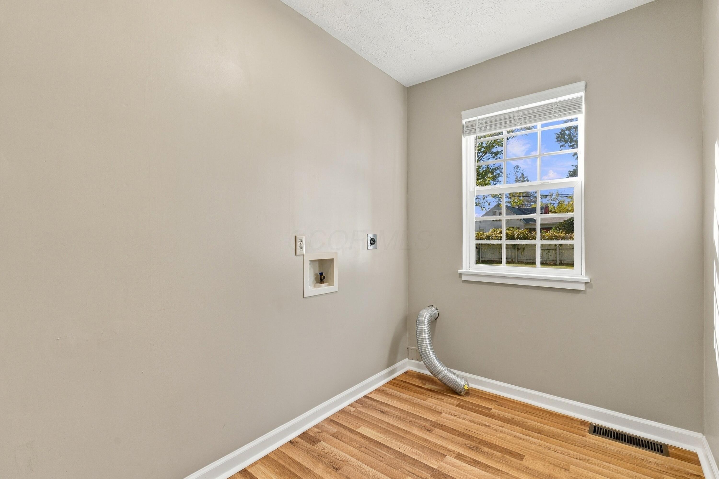 2533 Brooklyn Road Columbus, OH 43231 - Photo 29 of 37 dsc09006
