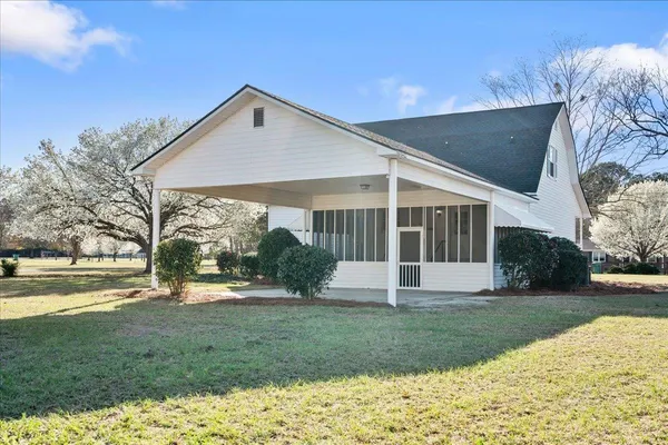 $299,900 | 3472 Creech Road, Marion, SC 29571