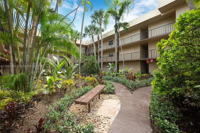 a view of a hallway with closet