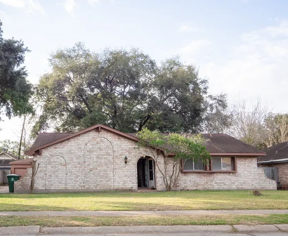 $235,000 | 11607 High Star Drive, Houston, TX 77072