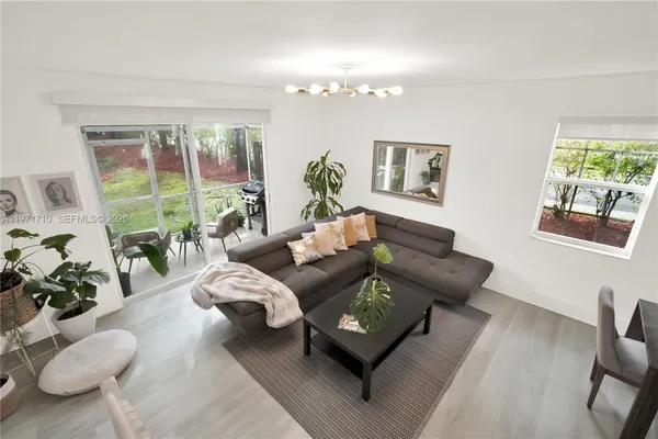 $3,800 | 1516 Veracruz Lane, Unit 63, Weston, FL 33327