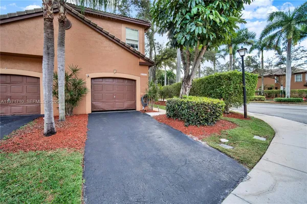 $3,800 | 1516 Veracruz Lane, Unit 63, Weston, FL 33327