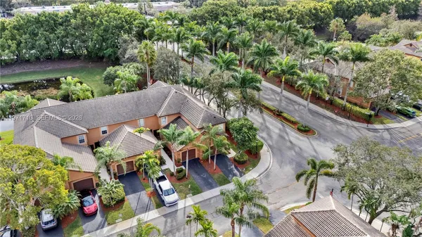 $3,800 | 1516 Veracruz Lane, Unit 63, Weston, FL 33327