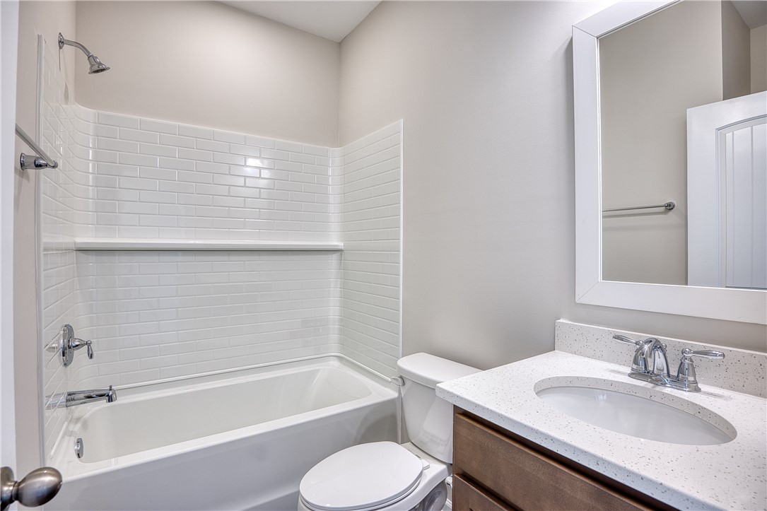 204 Bellflower Lane Pendleton, SC 29670 - Photo 41 of 44 Bathroom 2