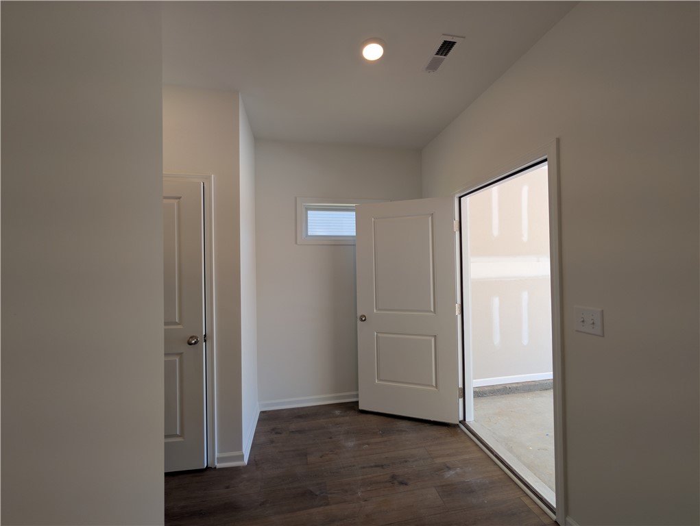 204 Bellflower Lane Pendleton, SC 29670 - Photo 8 of 22 Mud Room