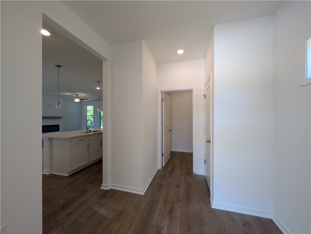 204 Bellflower Lane Pendleton, SC 29670 - Photo 9 of 22 Mud Room