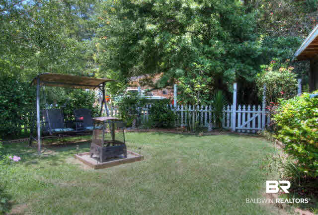 575 Morphy Avenue Fairhope, AL 36532 - Photo 2 of 24