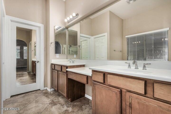 2505 West Corral Road Phoenix, AZ 85041 - Photo 18 of 33 corral 18