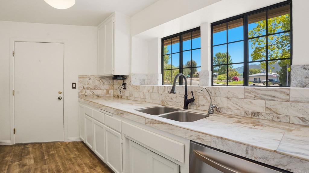 17363 Felipe Road Ramona, CA 92065 - Photo 11 of 31