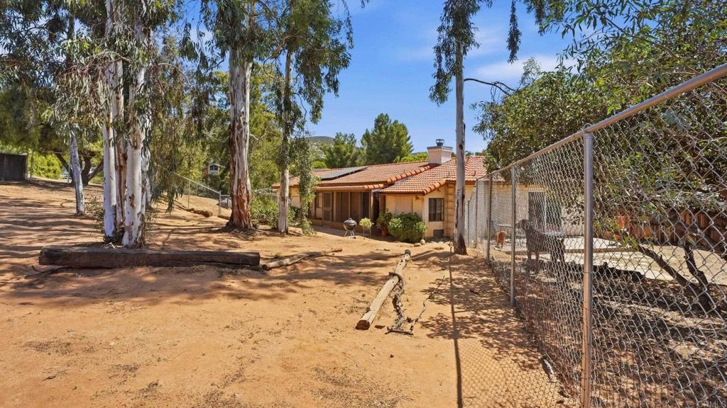 17363 Felipe Road Ramona, CA 92065 - Photo 26 of 31