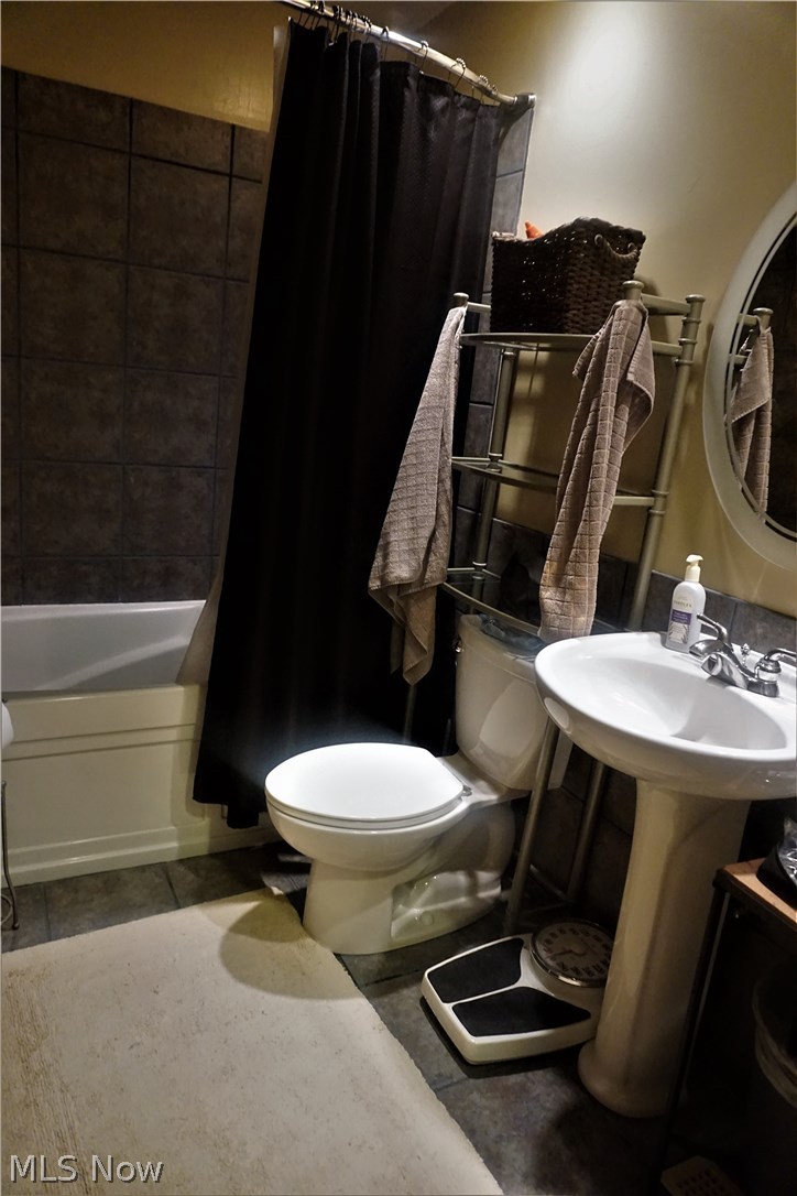 15266 High Point Road Strongsville, OH 44136 - Photo 9 of 12 Gallery Image 9