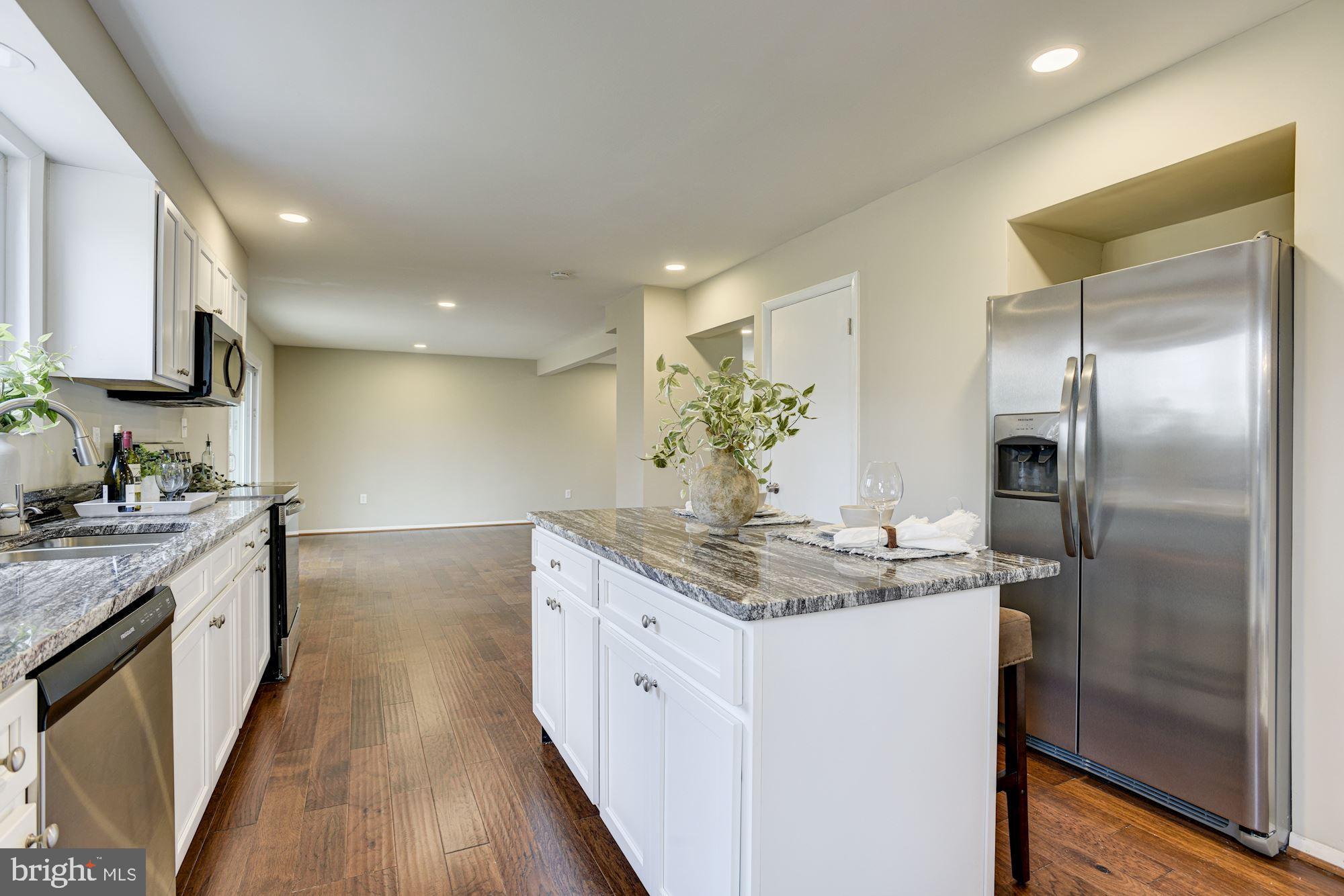 3941 Carthage Road Randallstown, MD 21133 - Photo 10 of 33 Eat-in Kitchen
