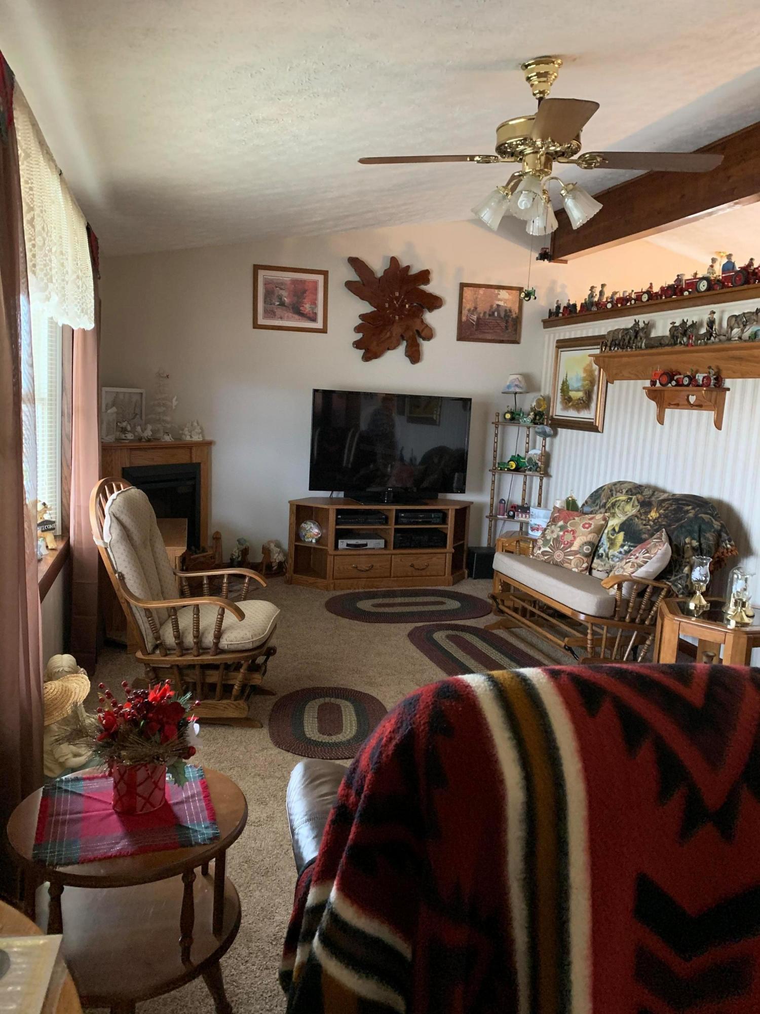 9783 Dunham Road Mount Vernon, OH 43050 - Photo 3 of 18 Gallery Image 3