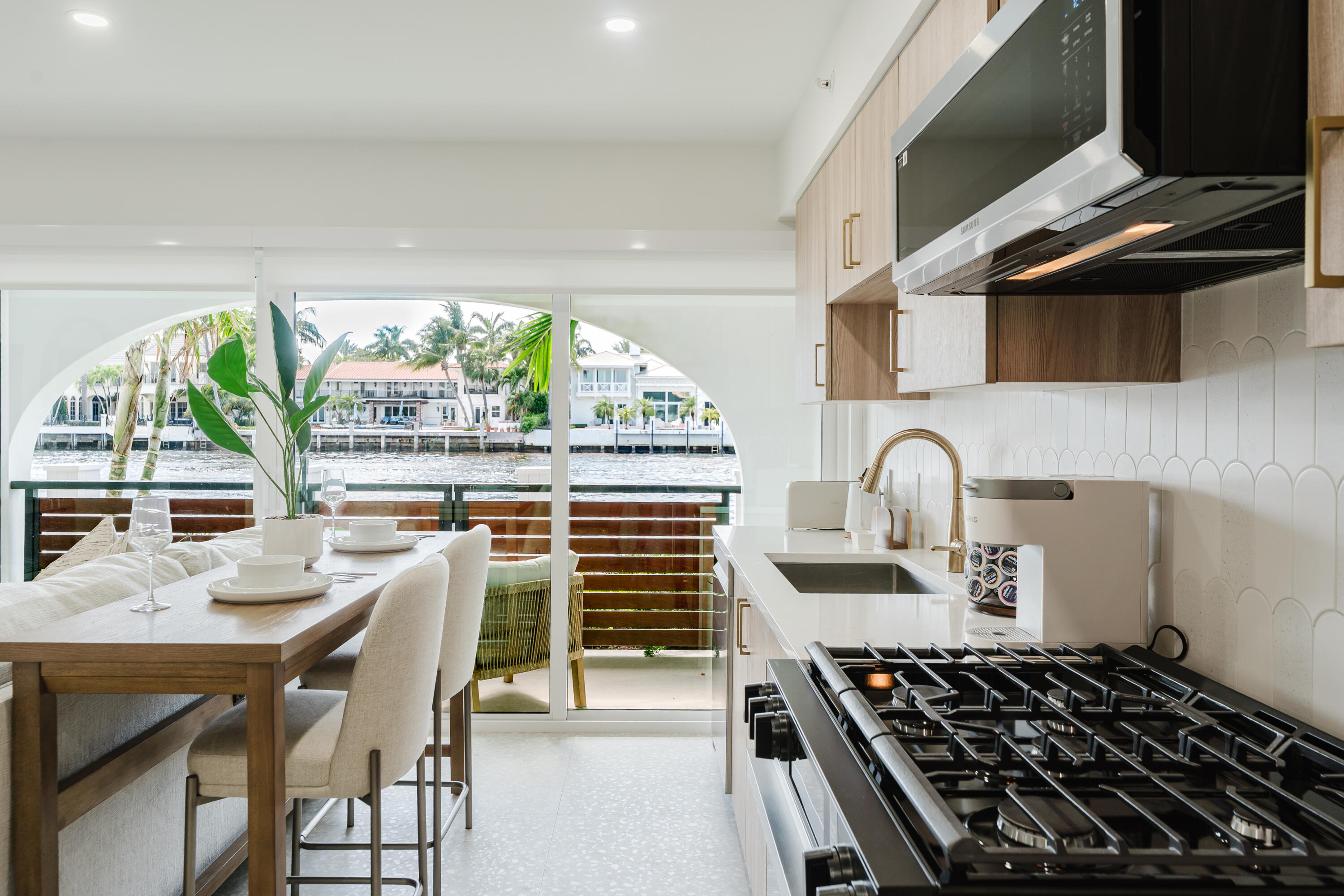 1075 Spanish River Road, Unit 7 Boca Raton, FL 33432 - Photo 3 of 42 Unit7-20
