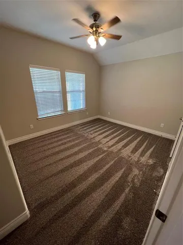 a view of empty room with window