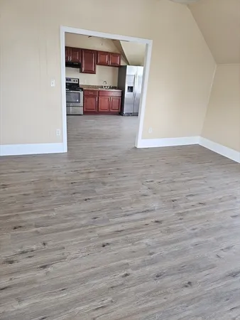 $2,200 | 25 Lester Street, Unit 3, Fall River, MA 02724