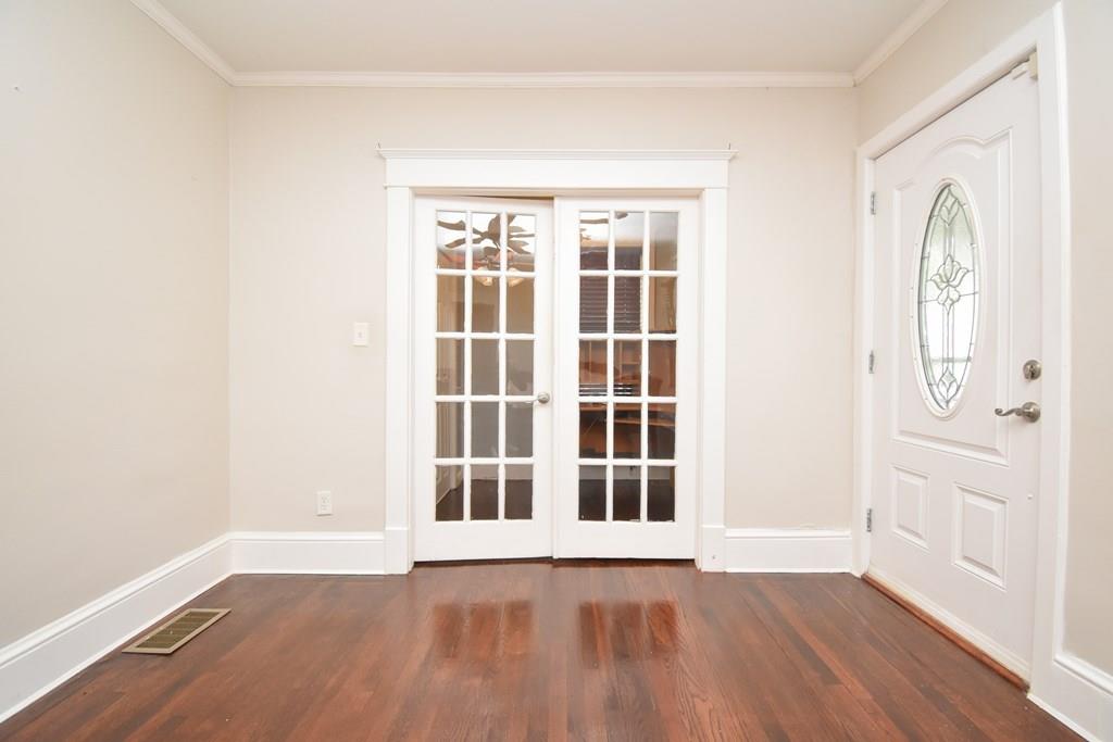 92 Corona Street Springfield, MA 01104 - Photo 12 of 29 Gallery Image 12
