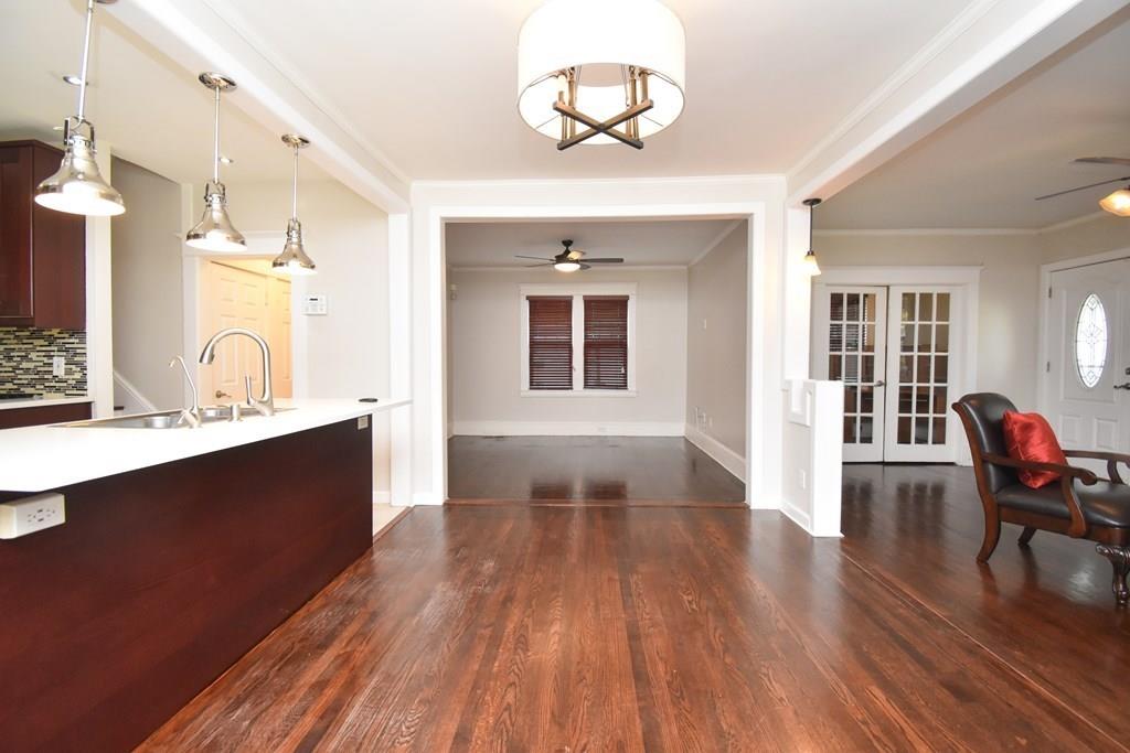 92 Corona Street Springfield, MA 01104 - Photo 10 of 29 Gallery Image 10