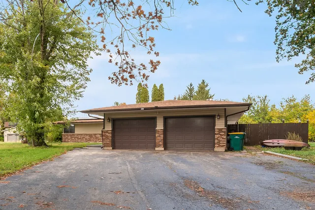 $370,000 | 12106 Baker Terrace, Woodstock, IL 60098