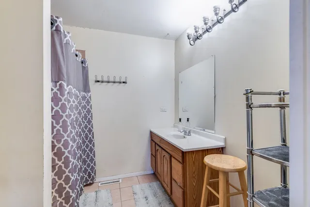 $370,000 | 12106 Baker Terrace, Woodstock, IL 60098