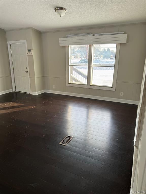 5249 Lapeer Road Burton, MI 48509 - Photo 25 of 25 Gallery Image 25