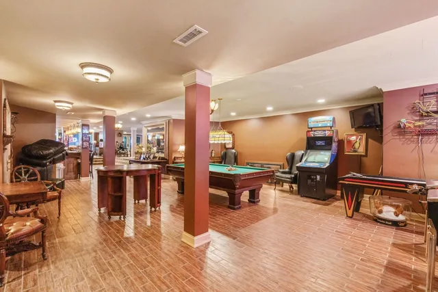 $4,500,000 | 561 West 58th Street, Hinsdale, IL 60521