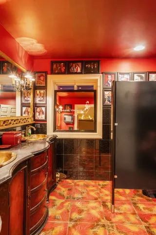 $4,500,000 | 561 West 58th Street, Hinsdale, IL 60521