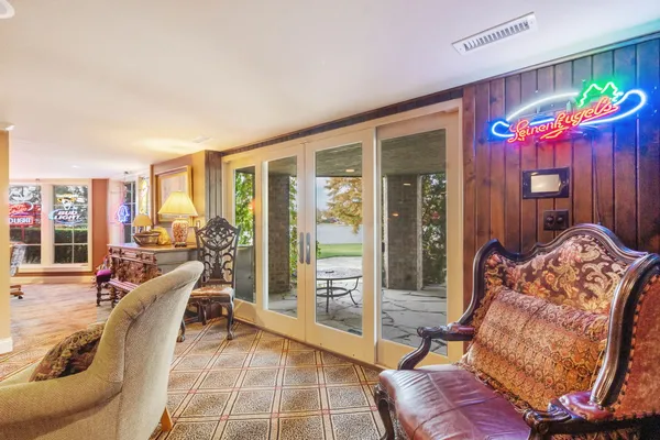 $4,500,000 | 561 West 58th Street, Hinsdale, IL 60521