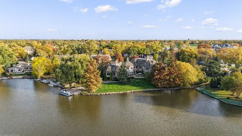 $4,795,000 | 561 West 58th Street, Hinsdale, IL 60521