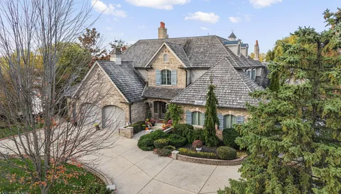 $4,795,000 | 561 West 58th Street, Hinsdale, IL 60521