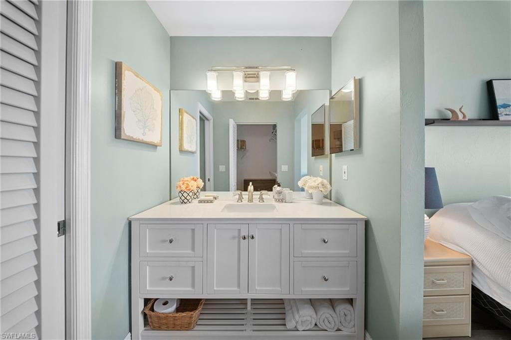 565 Windsor Square, Unit 202 Naples, FL 34104 - Photo 20 of 31