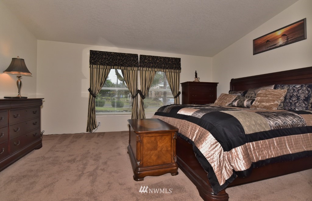 4212 Heather Road Bremerton, WA 98312 - Photo 16 of 28 Gallery Image 16