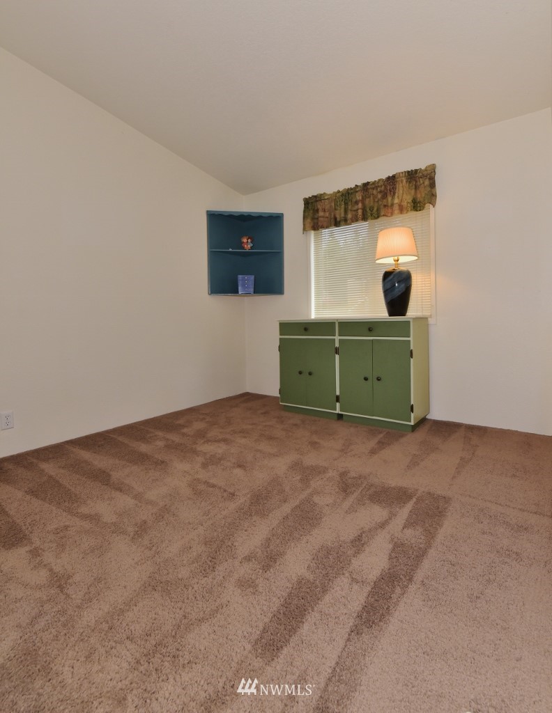 4212 Heather Road Bremerton, WA 98312 - Photo 21 of 28 Gallery Image 21