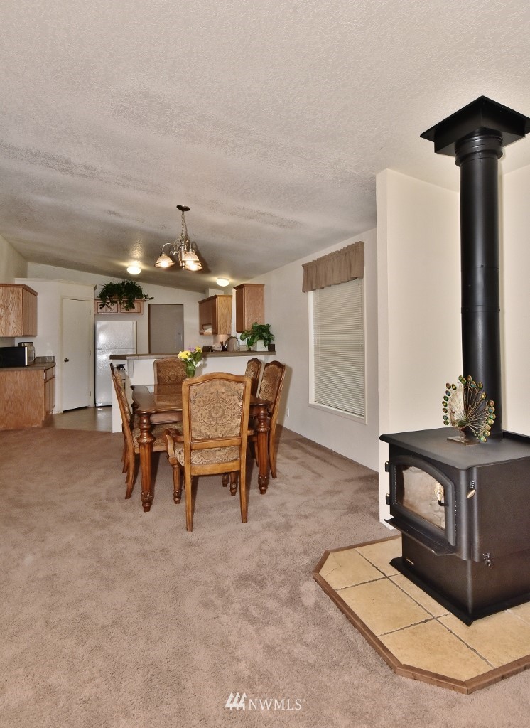 4212 Heather Road Bremerton, WA 98312 - Photo 9 of 28 Gallery Image 9